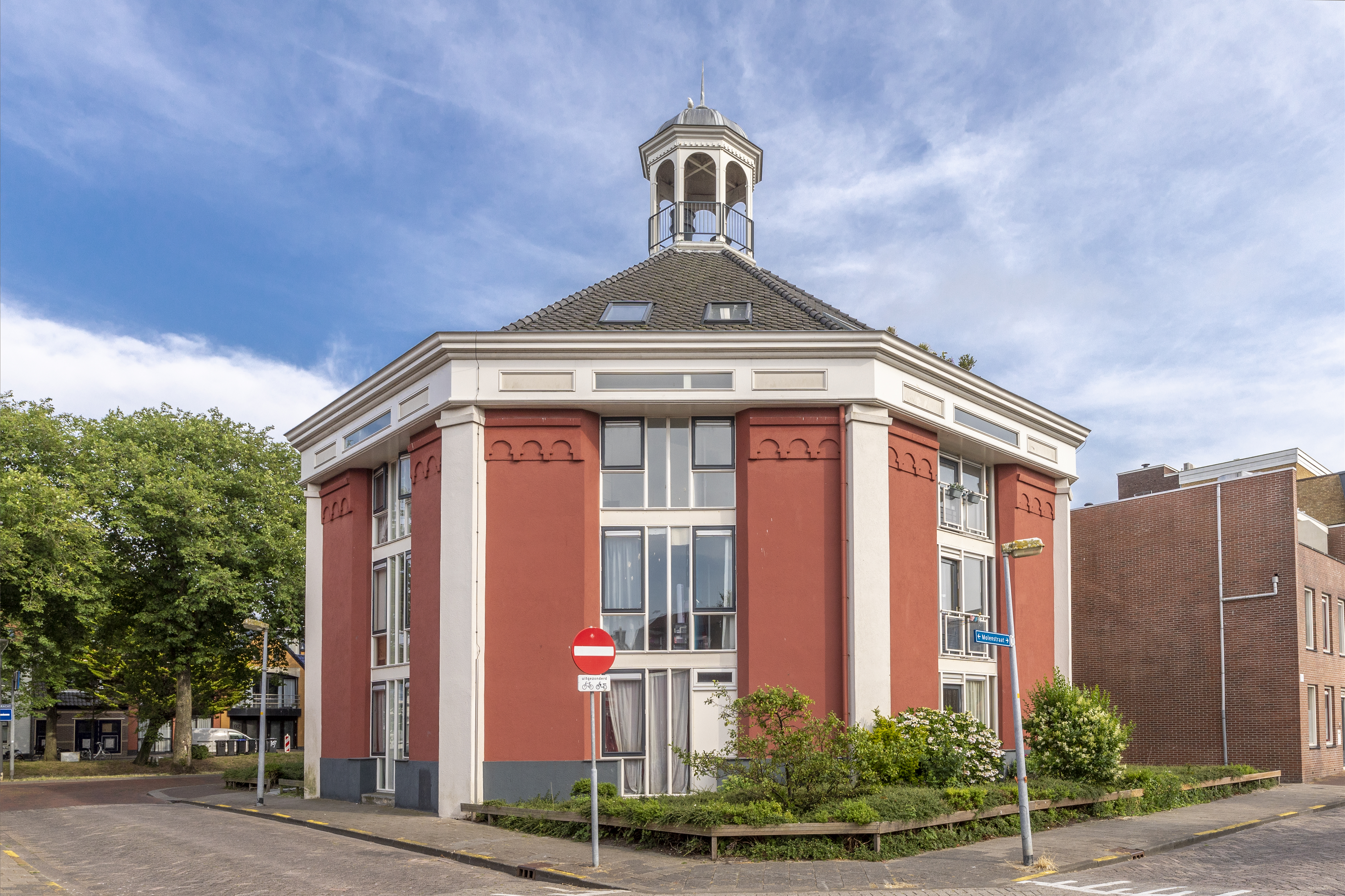 Evangelisch Lutherse Kerk, Westgracht 68