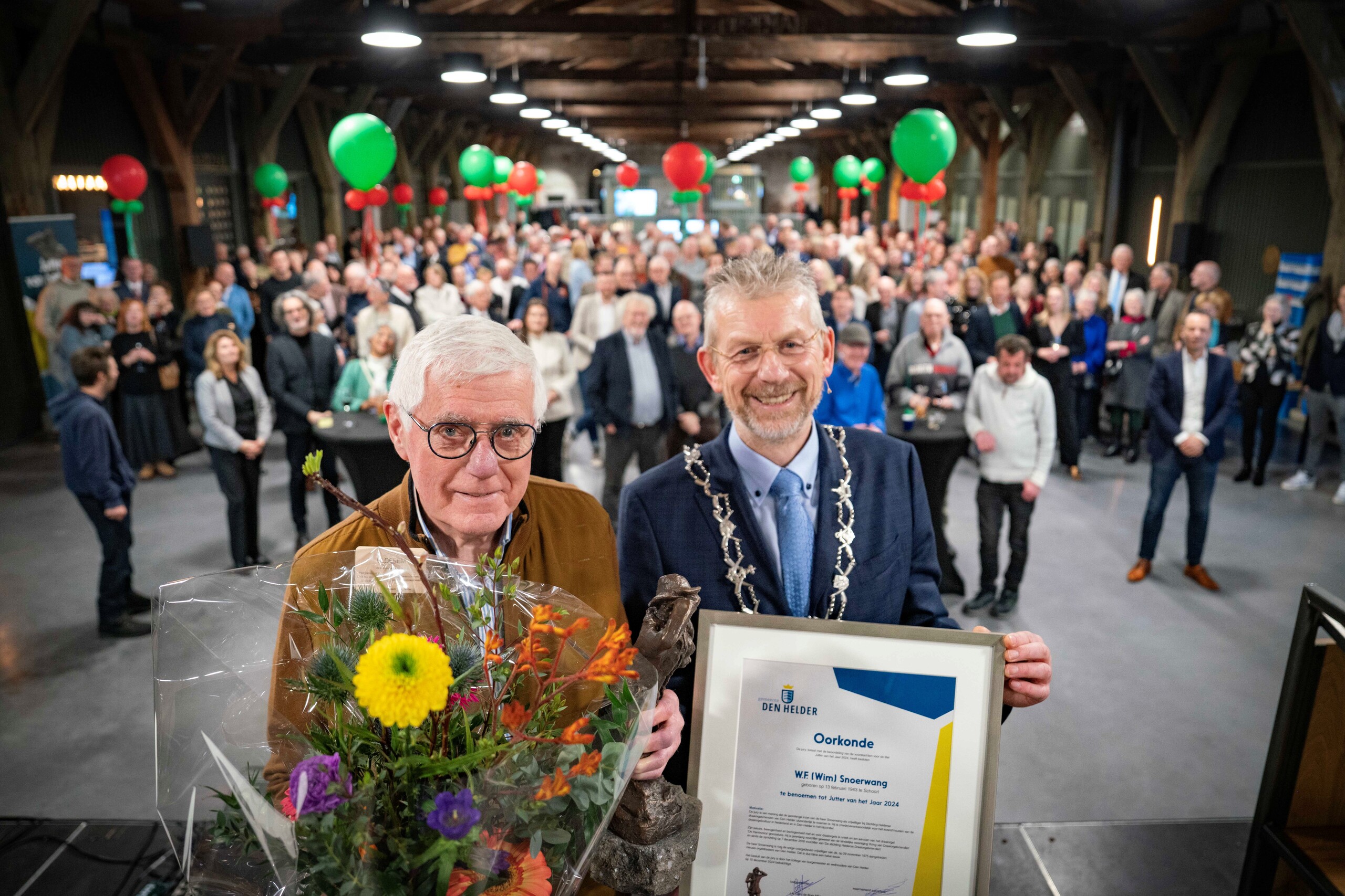 Wim Snoerwang en burgemeester Jan de Boer